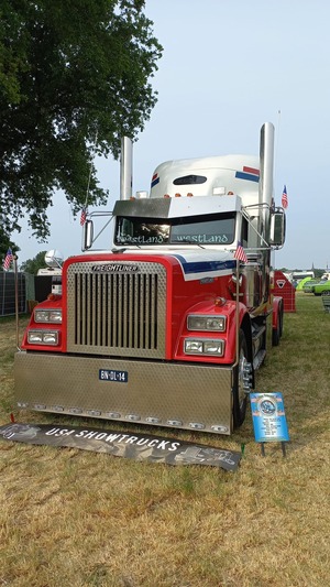 250428 RockArt US Trucks